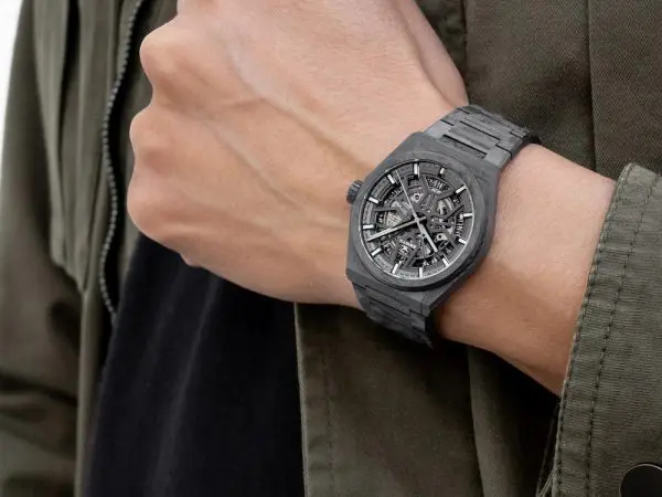 Defy Classic Carbon