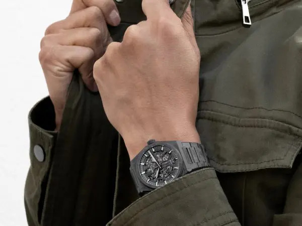 Defy Classic Carbon