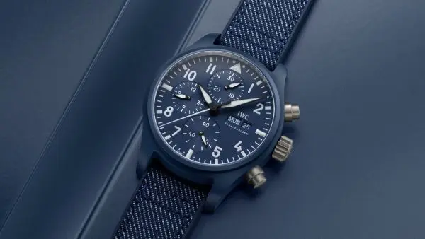 1920 iw389404 mood 2 IWC Schaffhausen 41mm Pilot’s Chronograph