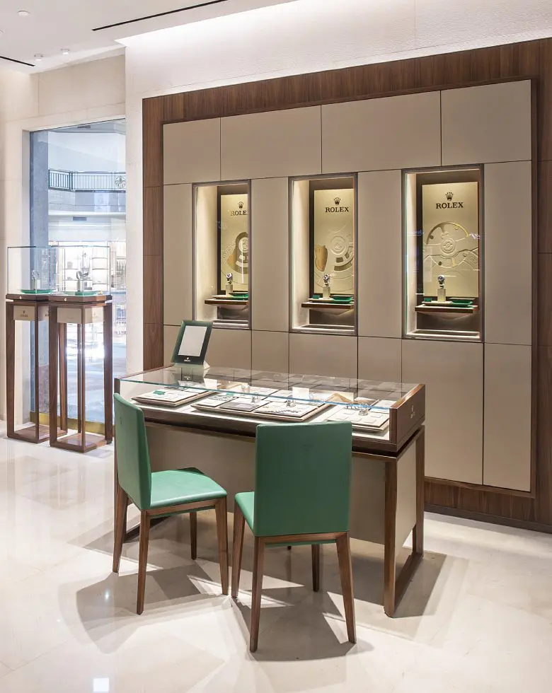 Discover our rolex boutique - The Time Place
