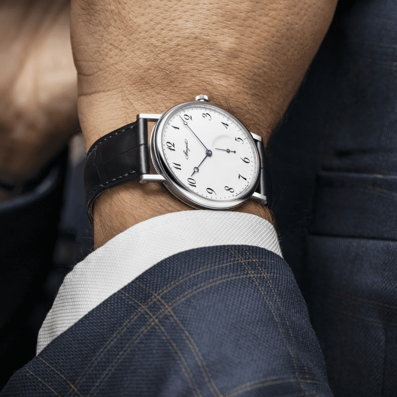 Classique 7147BB299WU_wristshot (1)