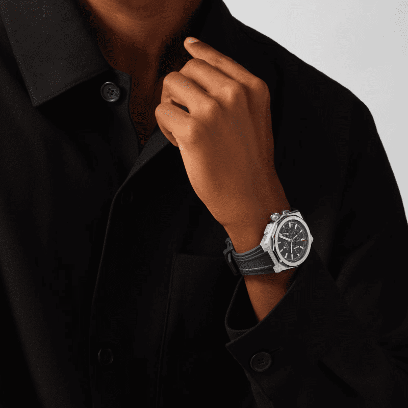 Digital_RGB-10-ECOMM-1_DEFY-SkylineChronograph_03-9500-3600-21-I200_4x5