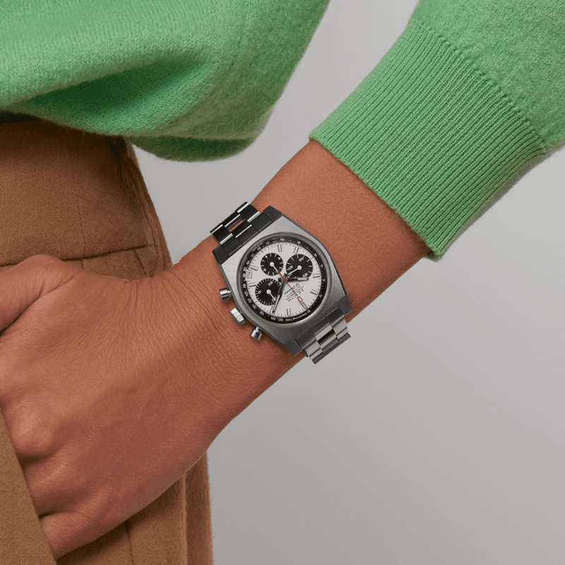 Digital_RGB-9-ECOMM-2_Chronomaster-Revival_03-A384-400-21-M384_4x5