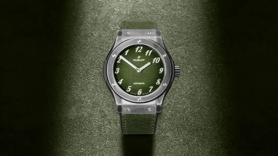 imgi_374_THG_Hublot_Classic-Fusion_Titanium-Retroverse-Special-Editions_Green