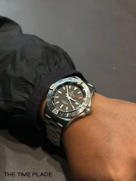 AVENGER AUTOMATIC GMT 44 AVENGER AUTOMATIC GMT 44
