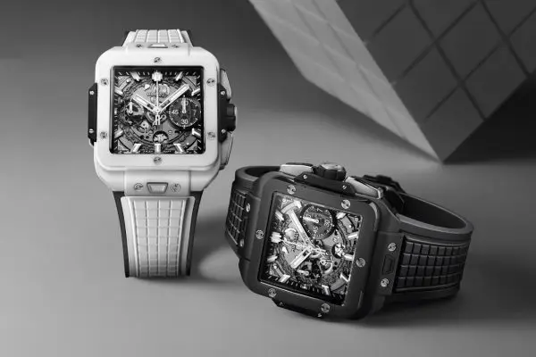 Square Bang Unico White Ceramic and black magic 42 mm lifestyle shot 0 Square Bang Unico White Ceramic and black magic 42 mm lifestyle shot 0
