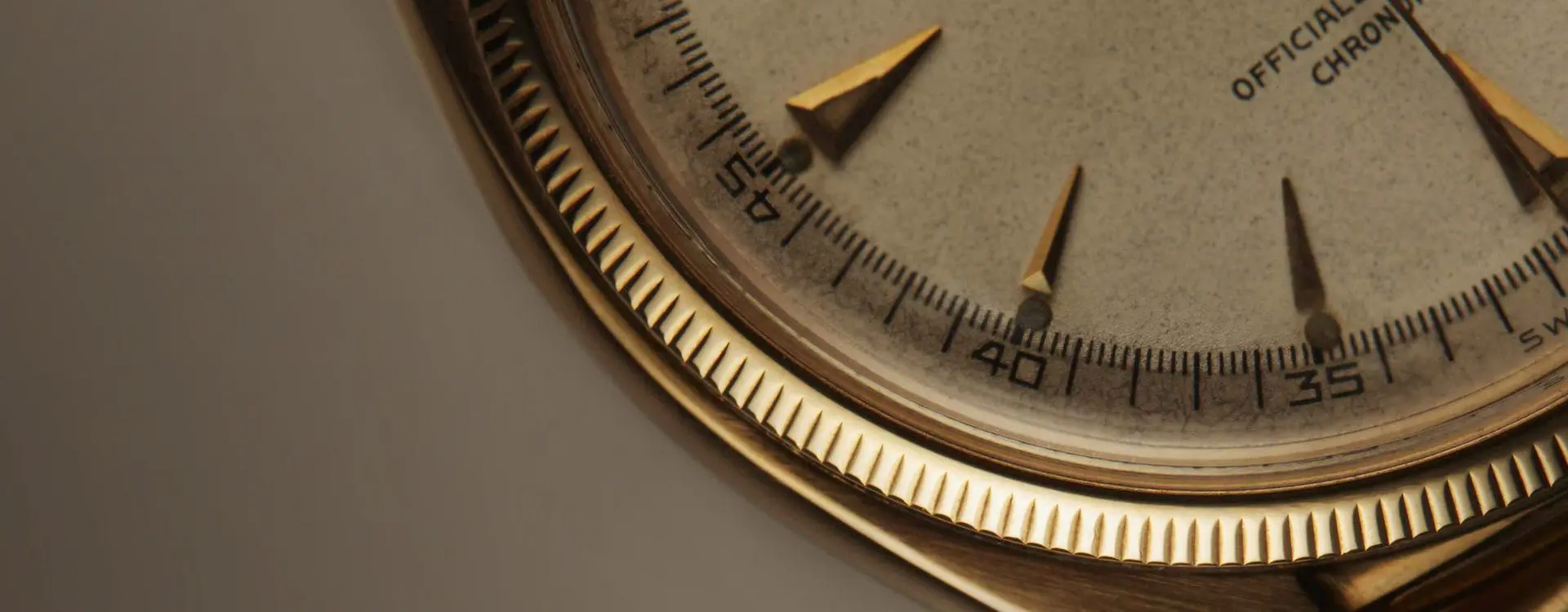 about-rolex-history-1926-1945-banner_1945_oyster_perpetual_datejust_1802jva_m126333_0010_1802jva_001