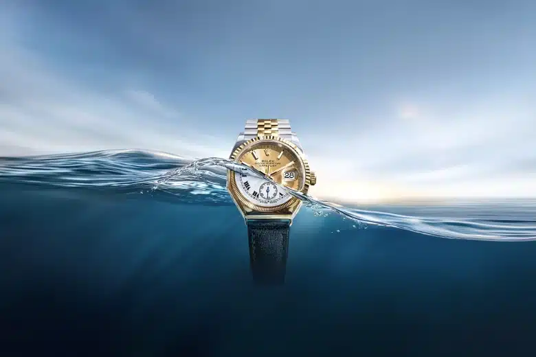 rolex-keep-exploring-discover-rolex-oyster-story-m126233-0015_first_oyster_octagonal_1926_2604_0001-portrait