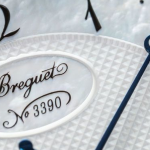 The New Breguet Classique Dame 8068, One Watch with Several Possibilities