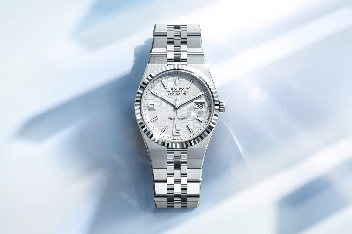 rolex-land-dweller-cover-m127234-0001-portrait-1