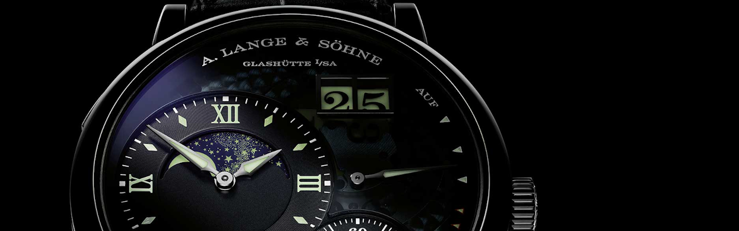 The Brief History of Glowing Material on Watches